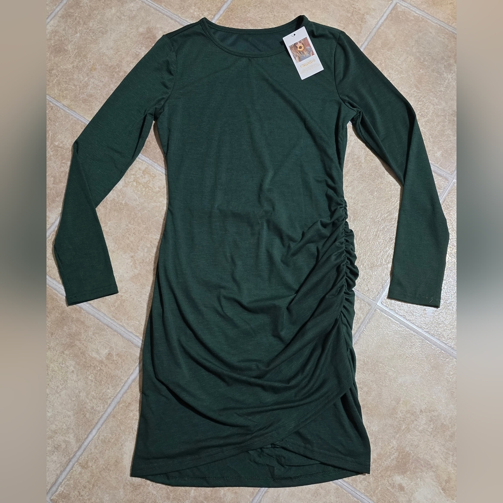 Bodycon Ruched Long Sleeve Dress Dark Green NWT, KIRUNDO Boutique, Size 3 Ladies - Picture 11 of 13